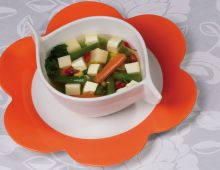 Rezept für Gurken-Kräuter-Suppe mit Kartoffel-Croutons